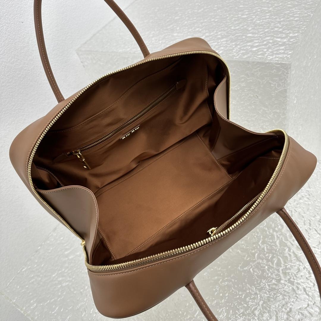 Miu Miu Leather Top-handle Bag - PerfectKickZ