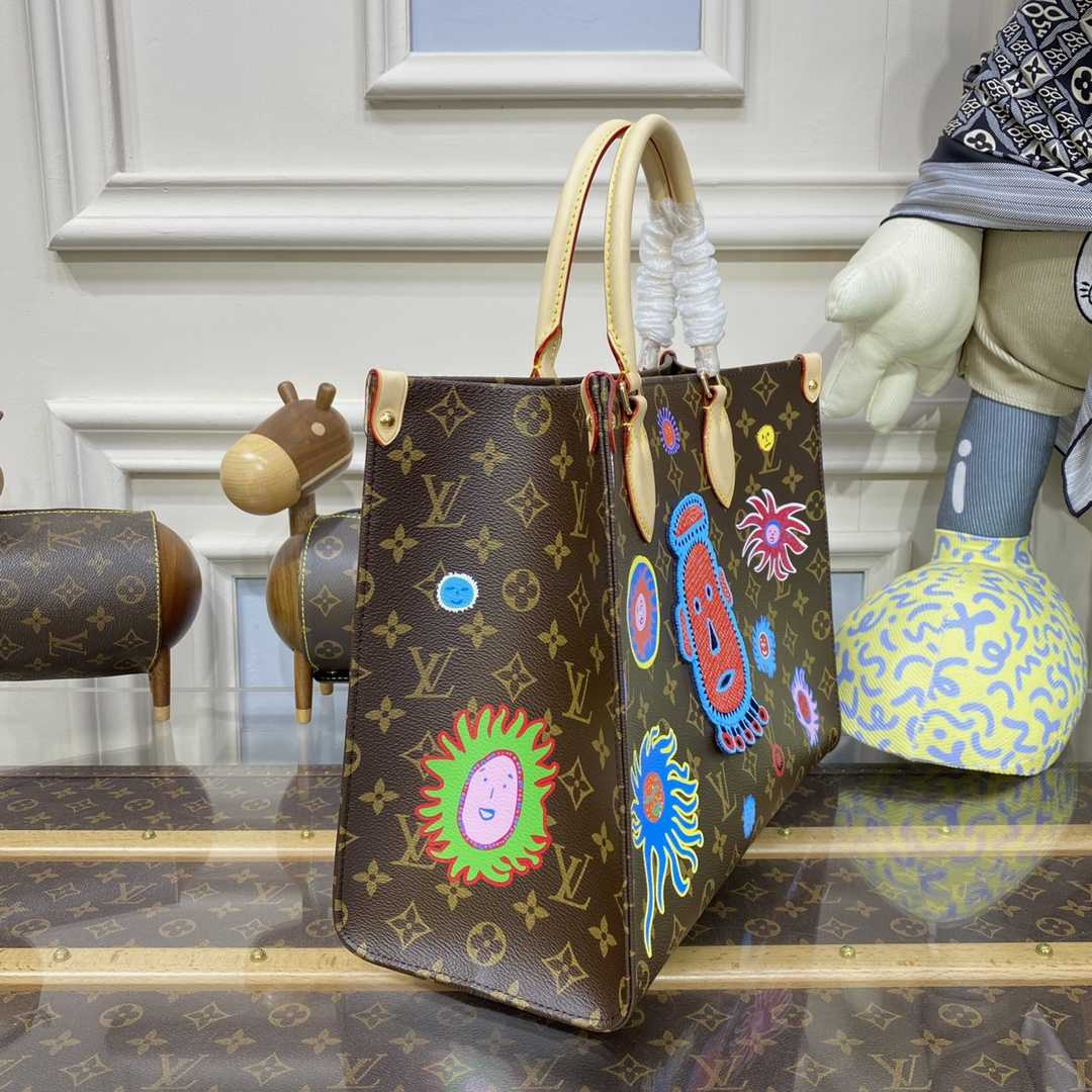 Louis Vuitton LV x YK OnTheGo MM(35 x 27 x 14cm)  M46429 - PerfectKickZ