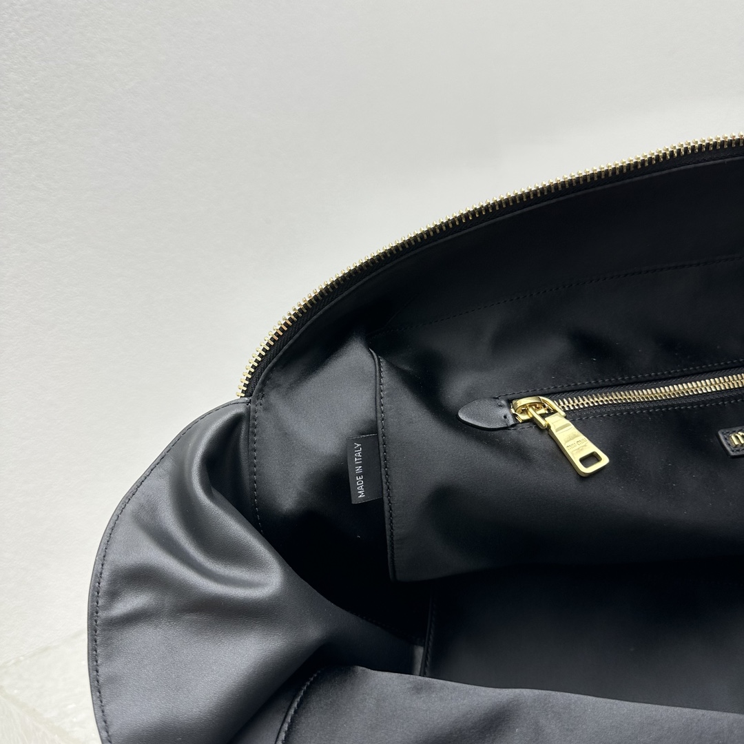 Miu Miu Leather Top-handle Bag - PerfectKickZ
