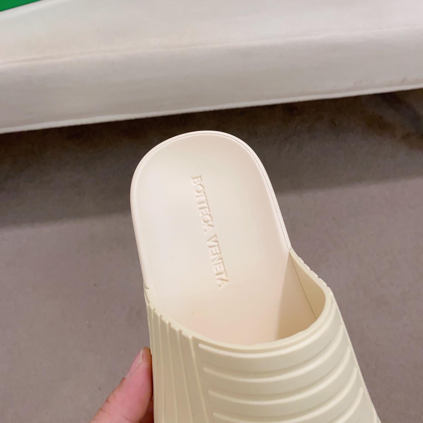 Bottega Veneta Rubber Clogs - 