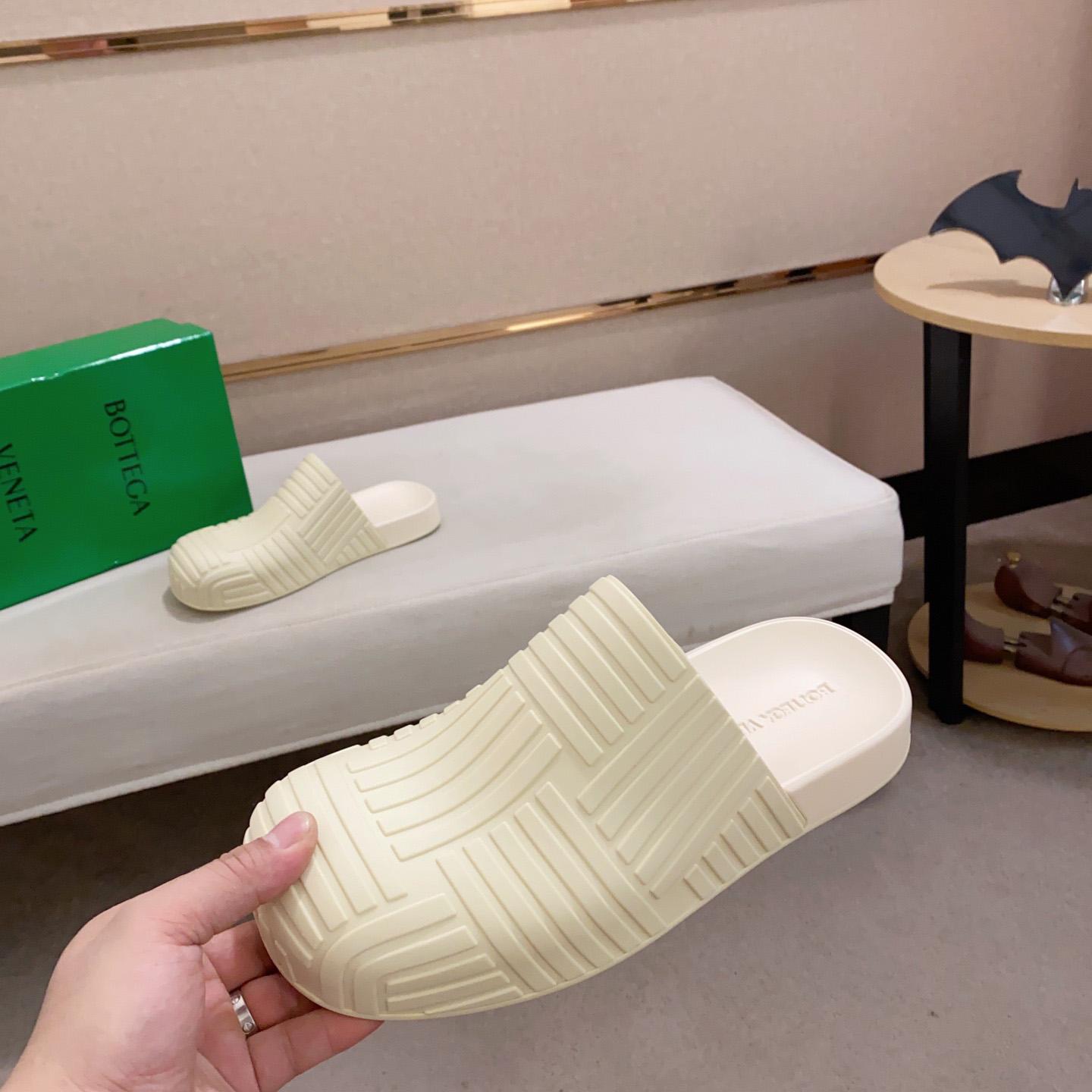 Bottega Veneta Rubber Clogs - 