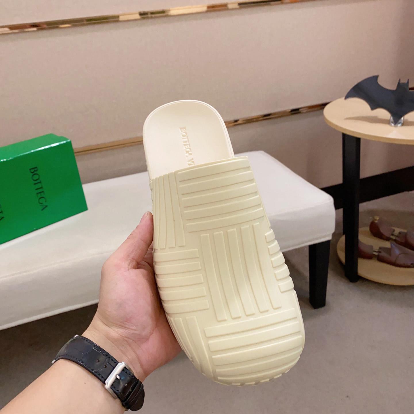 Bottega Veneta Rubber Clogs - 