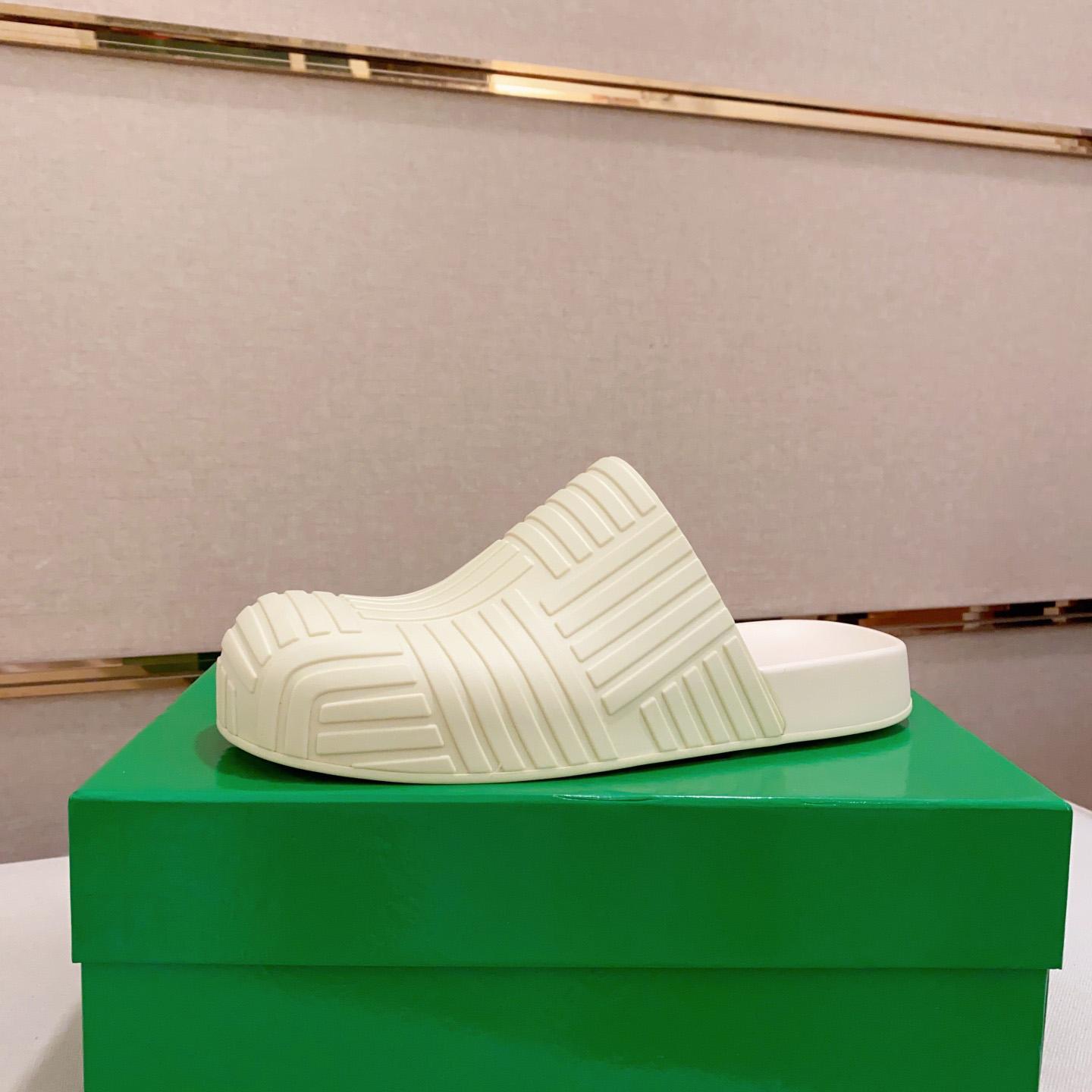 Bottega Veneta Rubber Clogs - PerfectKickZ