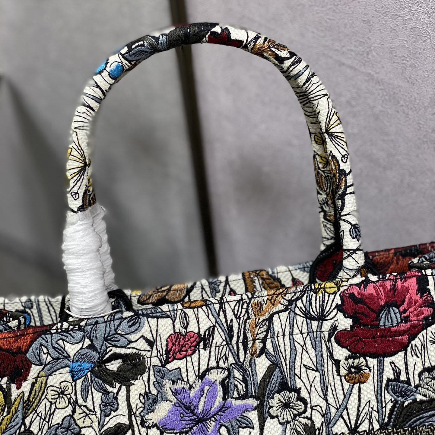 Dior Medium Dior Book Tote - PerfectKickZ