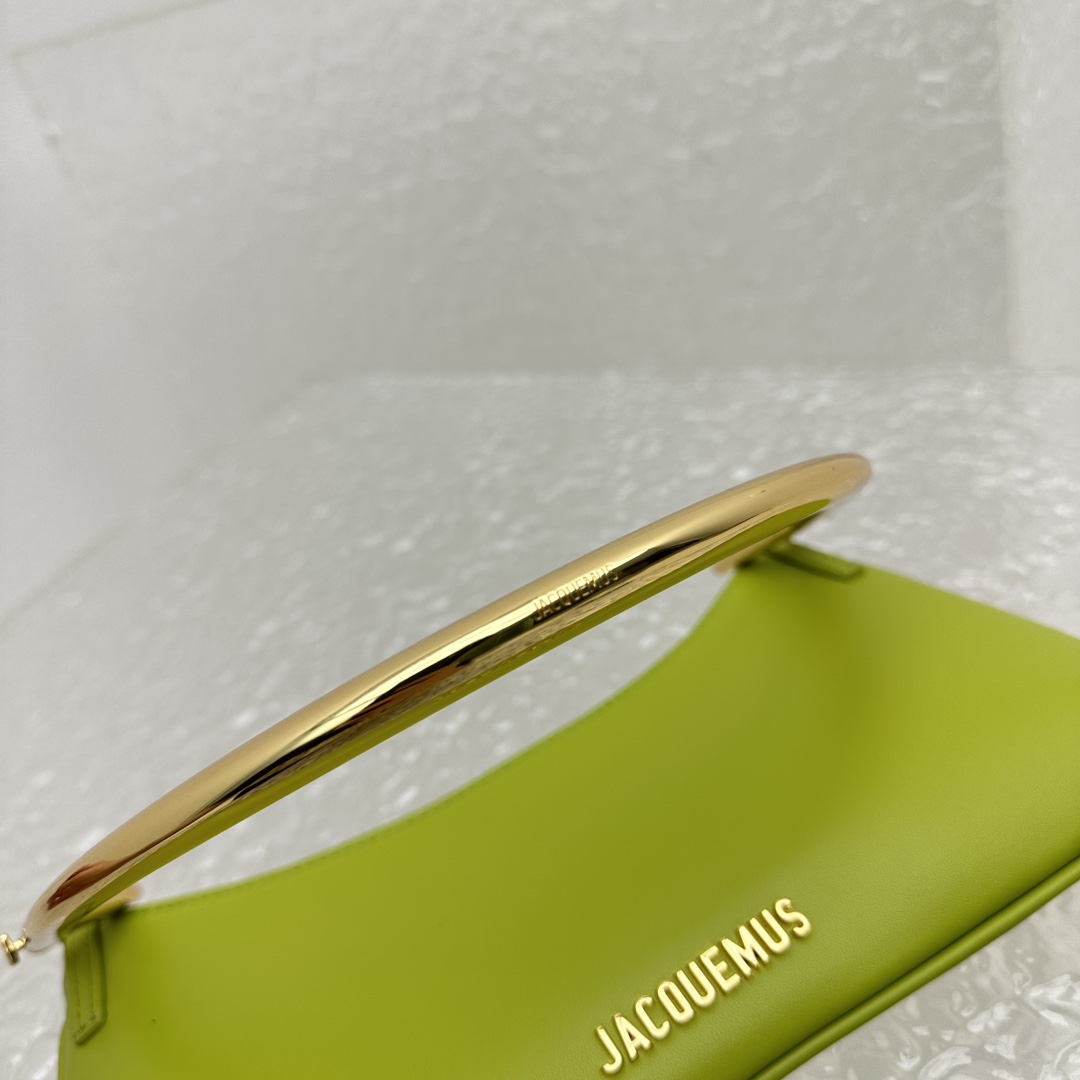 Jacquemus Le Bisou Mousqueton Carabiner Strap Shoulder Bag - PerfectKickZ