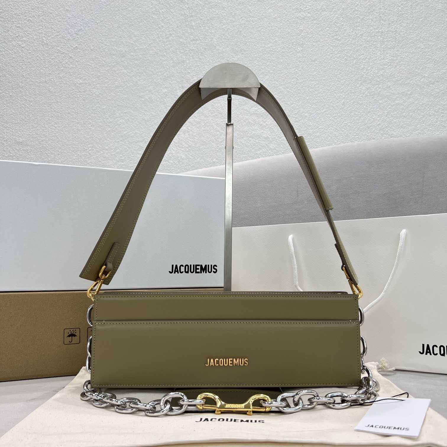 Jacquemus Le Ciuciu Leather Shoulder Bag (30x10.5x4.5cm) - PerfectKickZ