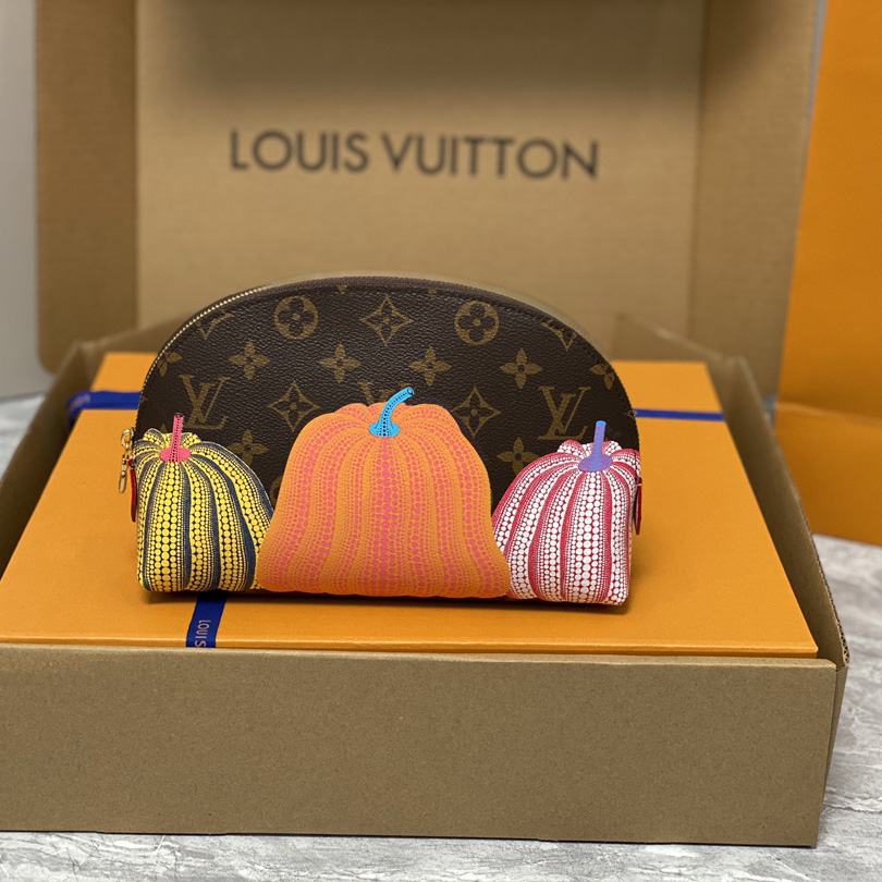 Louis Vuitton LV x YK Cosmetic Pouch (24×17×6 cm)        M46472 - PerfectKickZ
