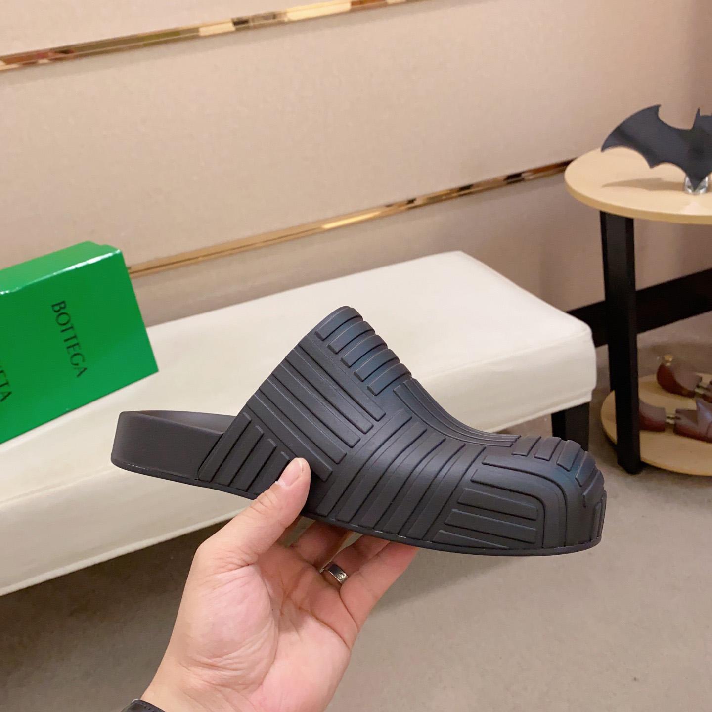 Bottega Veneta Rubber Clogs - PerfectKickZ