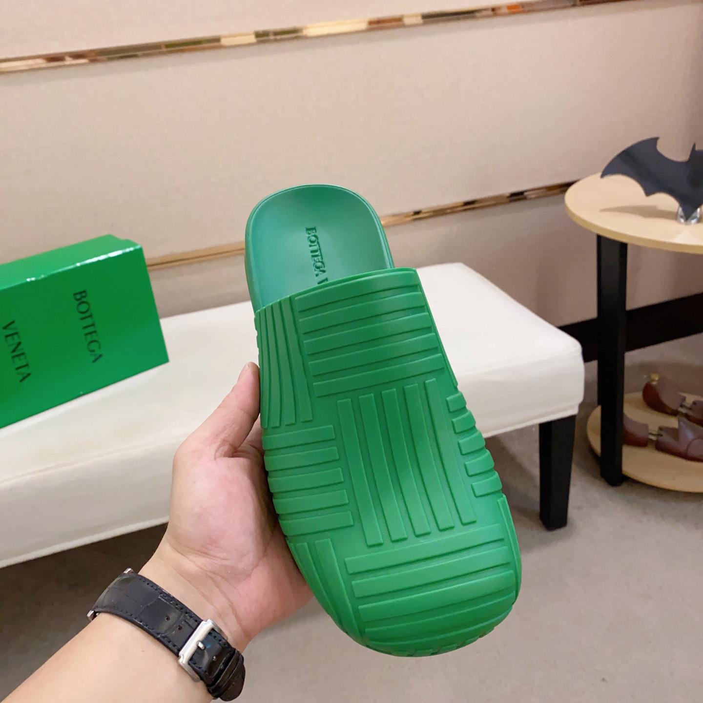 Bottega Veneta Rubber Clogs - PerfectKickZ