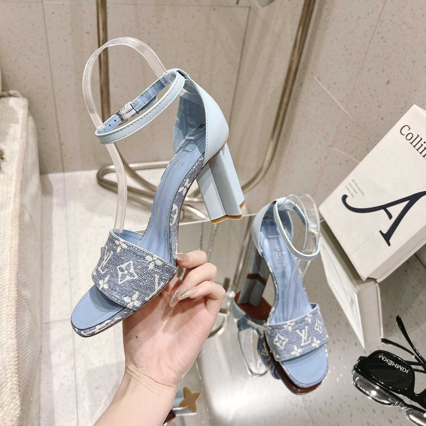 Louis Vuitton Silhouette Sandal   1AAZT8 - PerfectKickZ