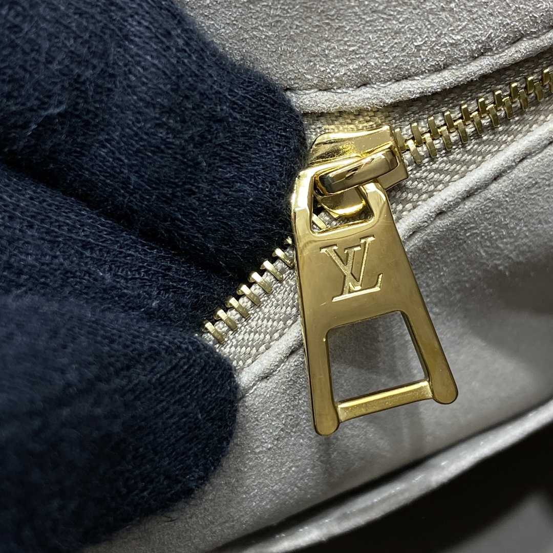 Louis Vuitton OnTheGo MM Tote Bag(34-26-13cm)  M45494 - PerfectKickZ