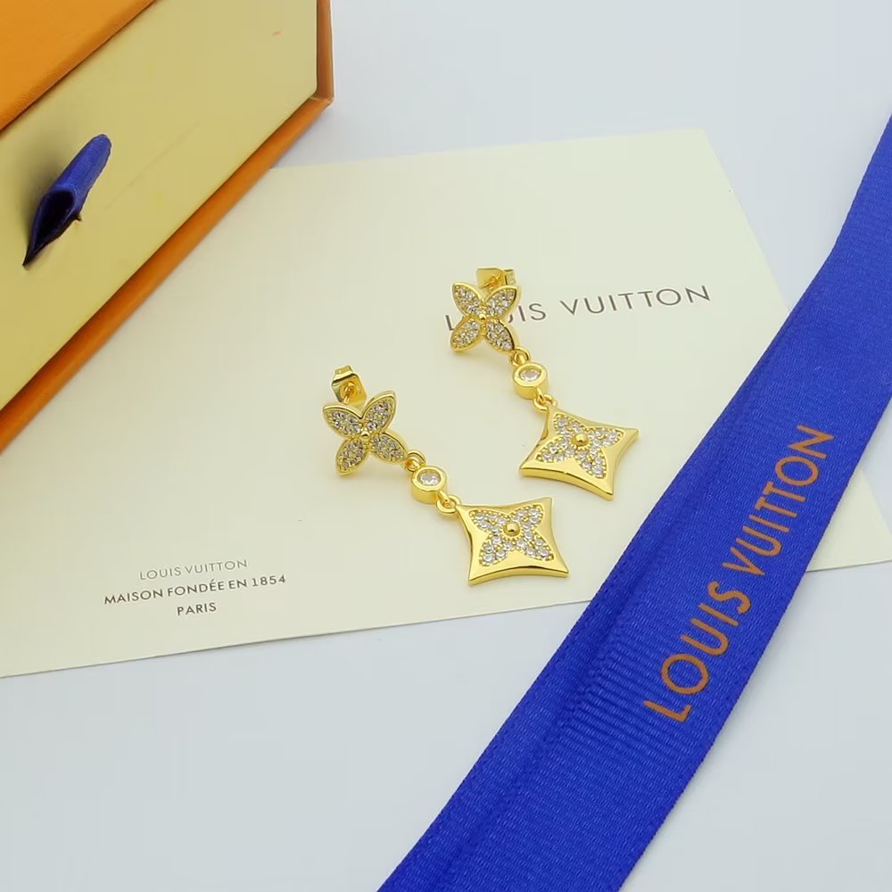Louis Vuitton Color Blossom Long Earrings, White Gold And Diamonds   Q96501 - PerfectKickZ