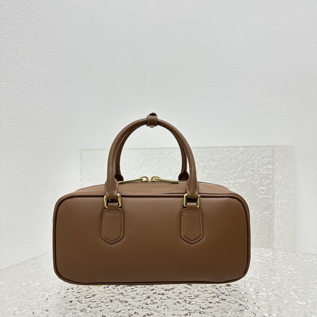 Miu Miu Arcadie leather bag - PerfectKickZ