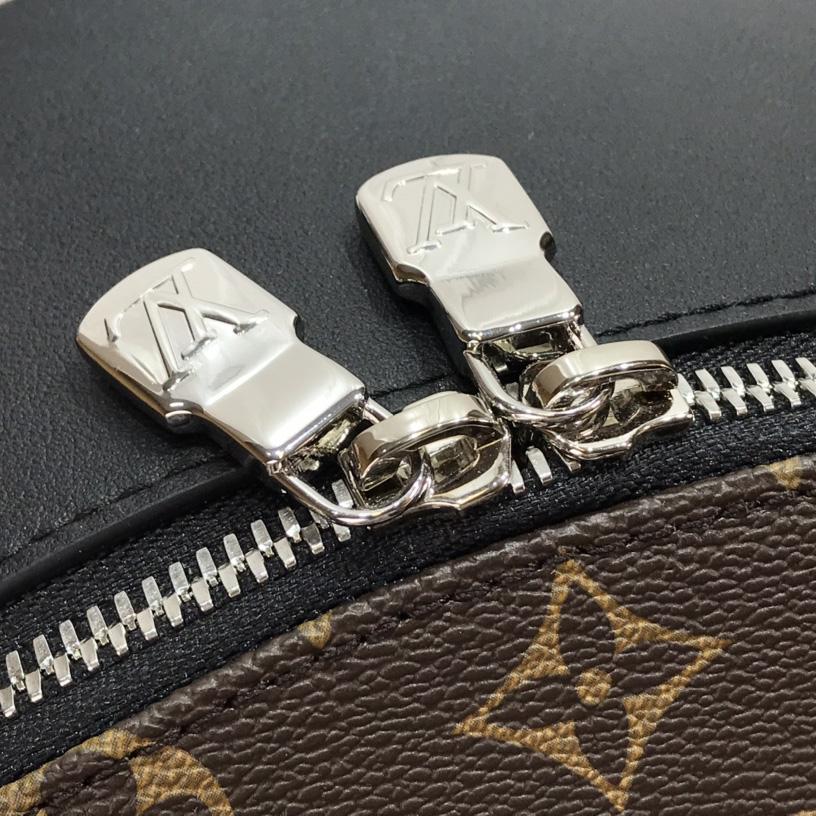 Louis Vuitton Josh Backpack (32*40*13cm)    M45349 - 