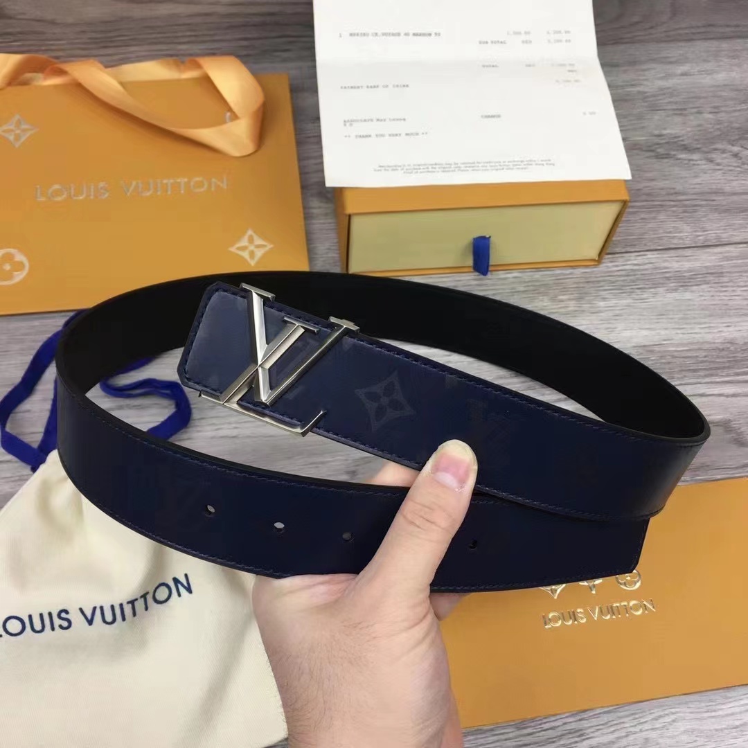 Louis Vuitton LV Pyramide 40MM Reversible Belt   M9914U - PerfectKickZ