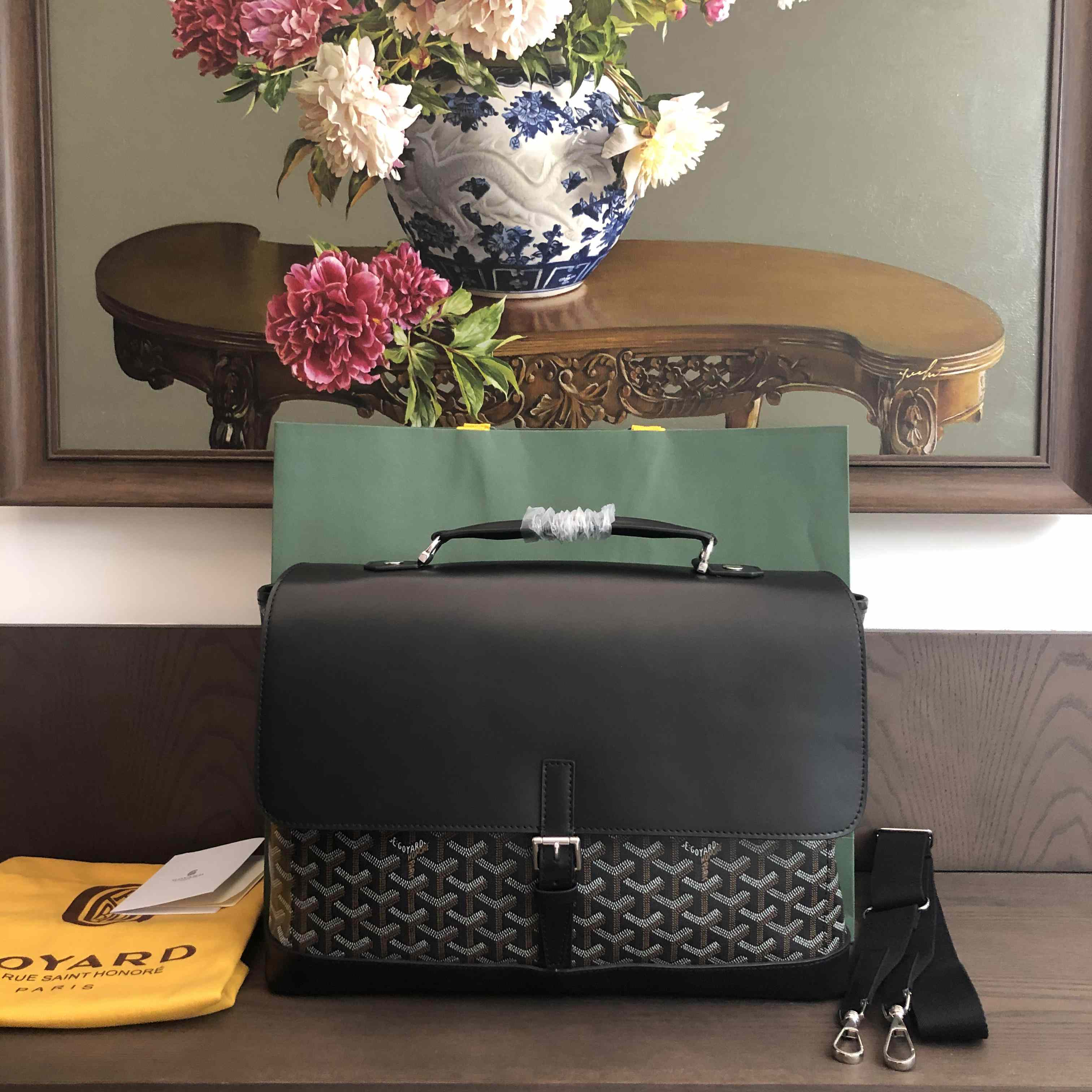 Goyard Citadin PM Messenger Bag  (38-26-8cm) - PerfectKickZ