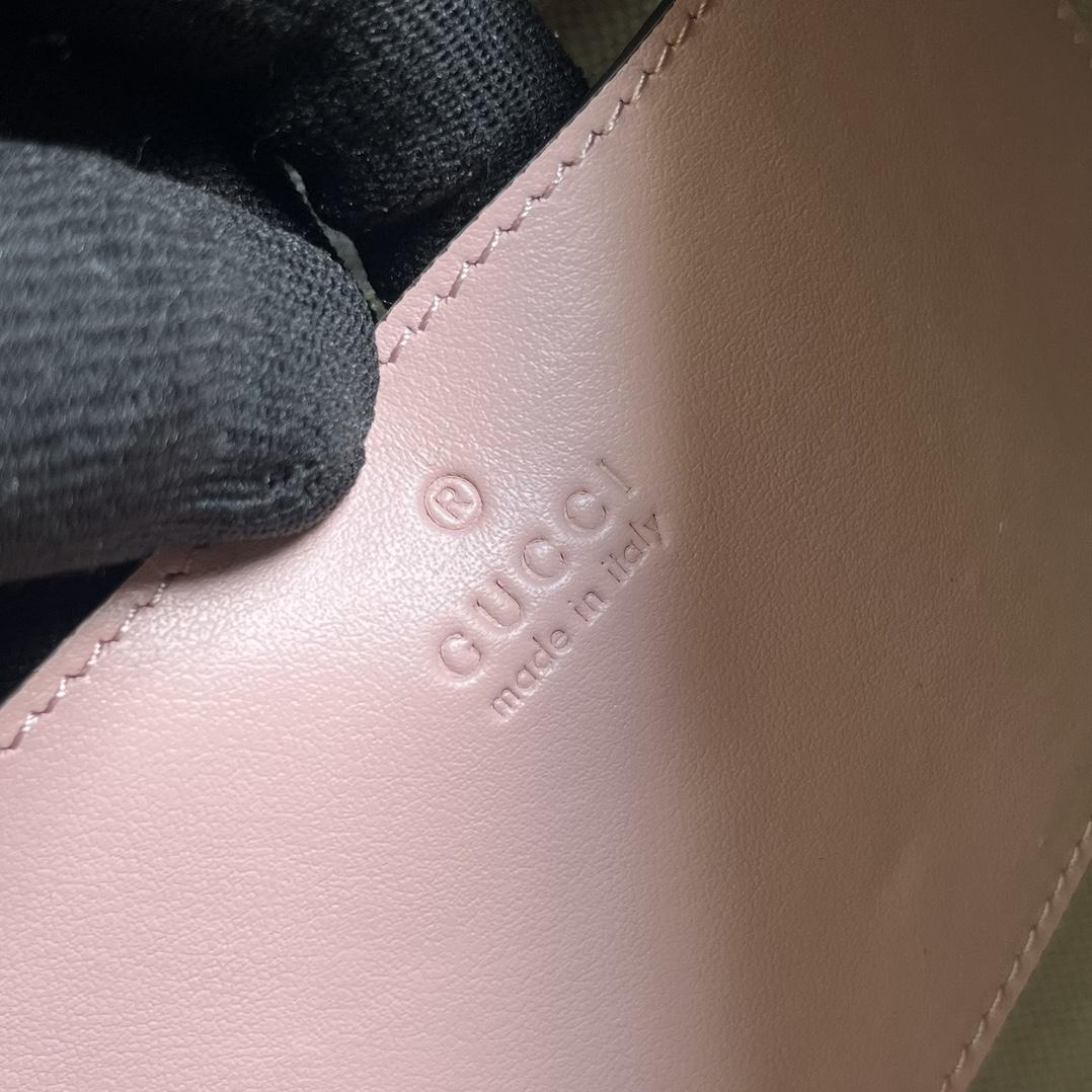 Gucci GG Matelasse Small Shoulder Bag(27x 18x 7cm) - PerfectKickZ