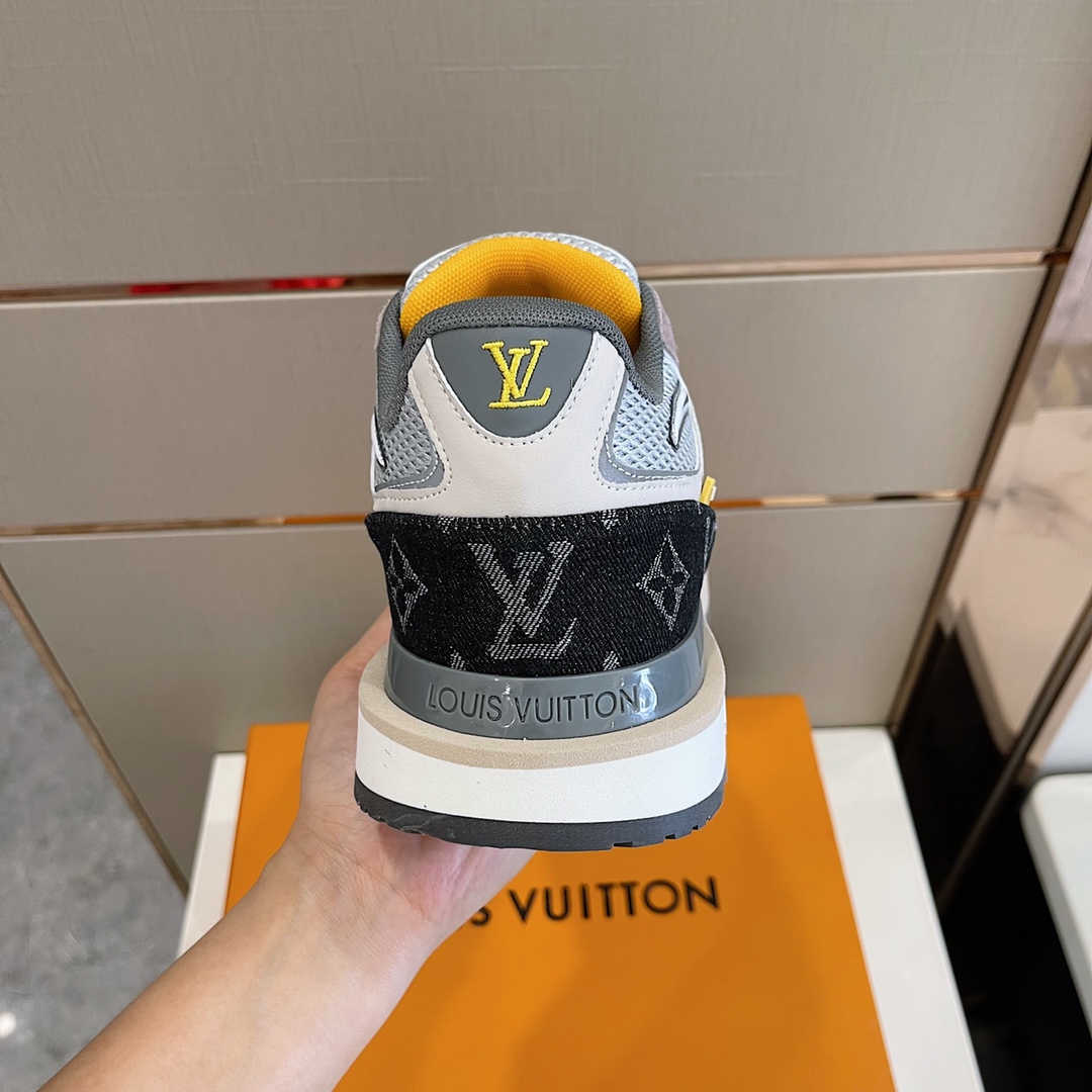 Louis Vuitton Run Away Sneaker   (upon uk size)  1ABFBZ - 
