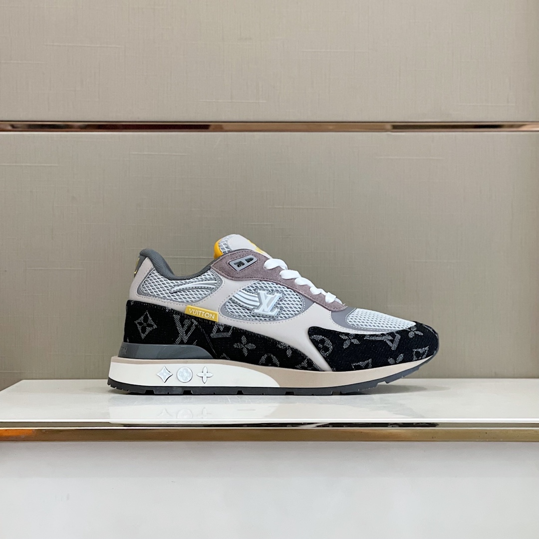 Louis Vuitton Run Away Sneaker   (upon uk size)  1ABFBZ - 