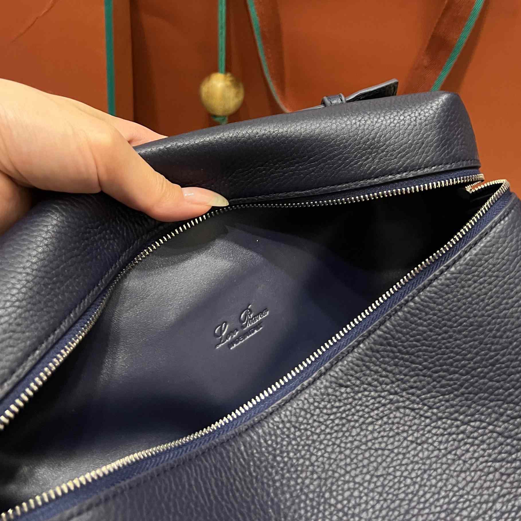 Loro Piana Extra Pocket Pouch L27 - PerfectKickZ