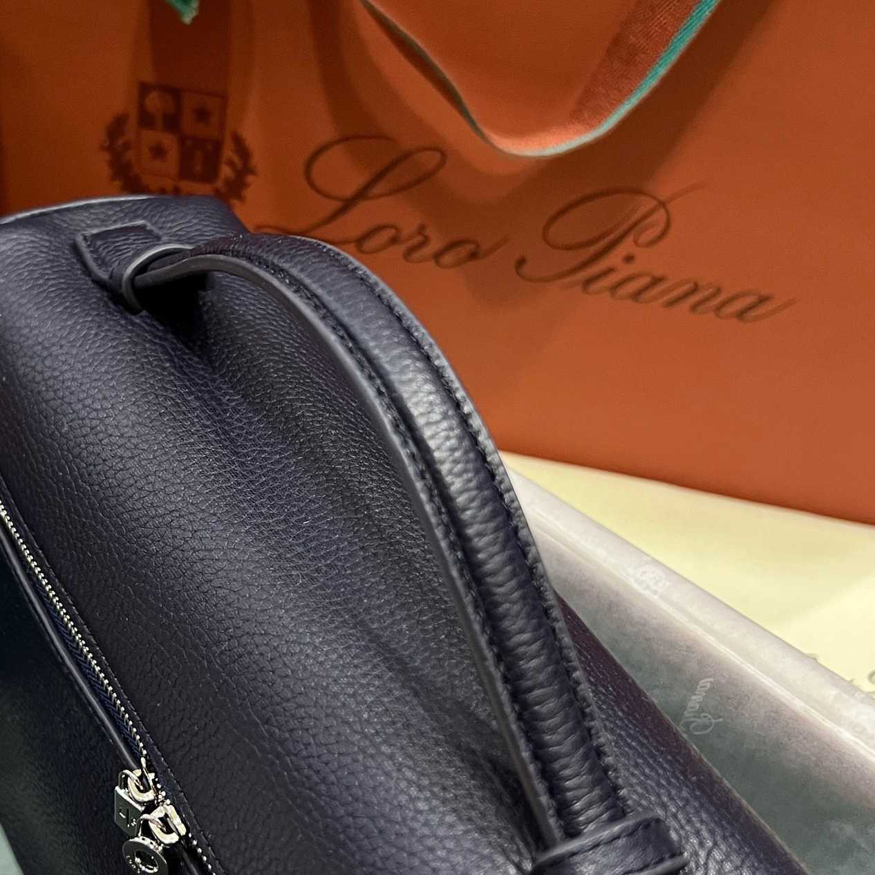 Loro Piana Extra Pocket Pouch L27 - PerfectKickZ