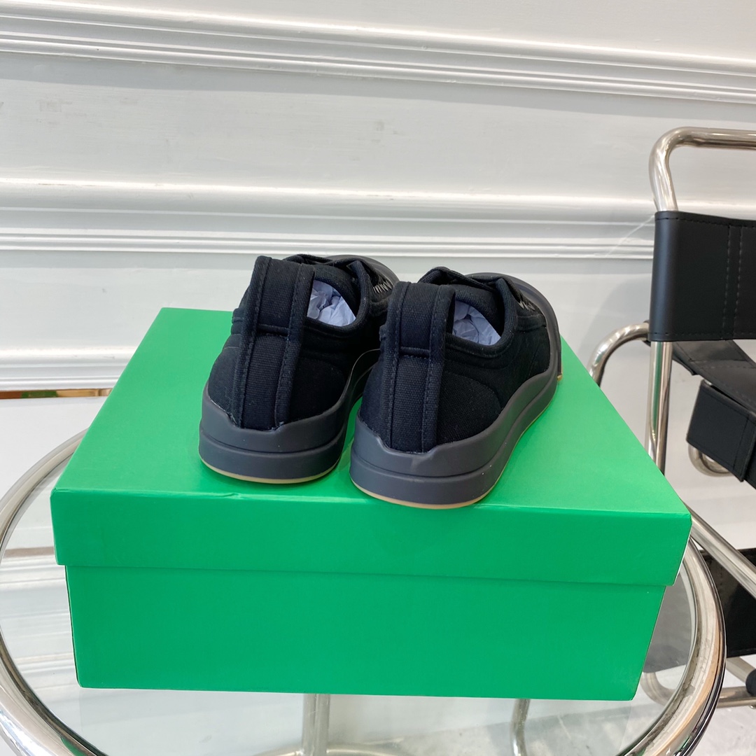 Bottega Veneta Vulcan Sneaker - 