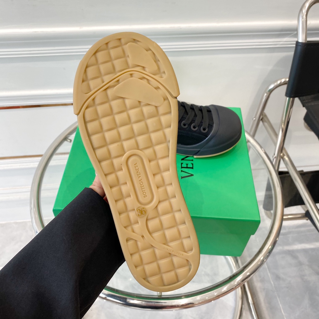 Bottega Veneta Vulcan Sneaker - 