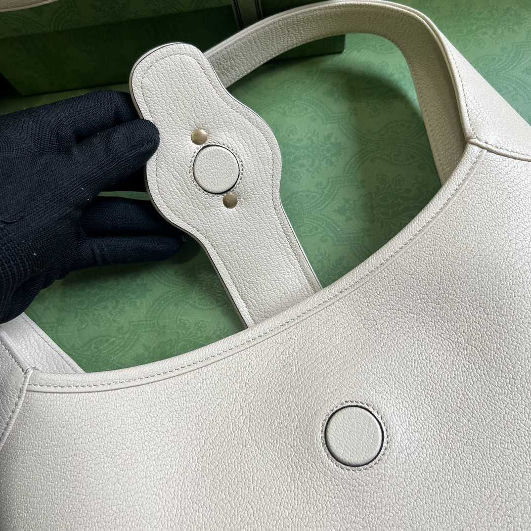 Gucci Aphrodite Medium Shoulder Bag  (39-38-2cm) - 