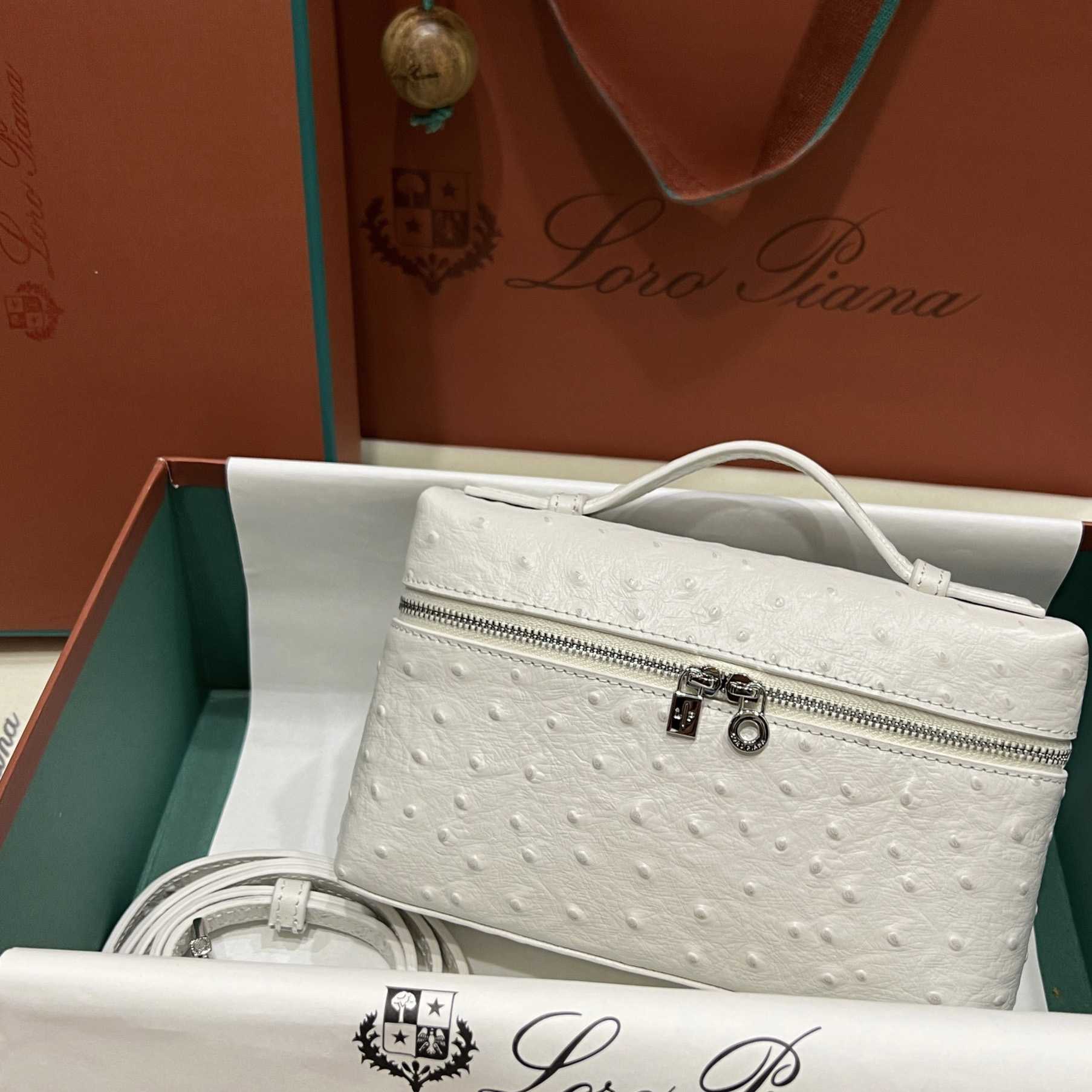 Loro Piana Extra Pocket Pouch L19  - PerfectKickZ