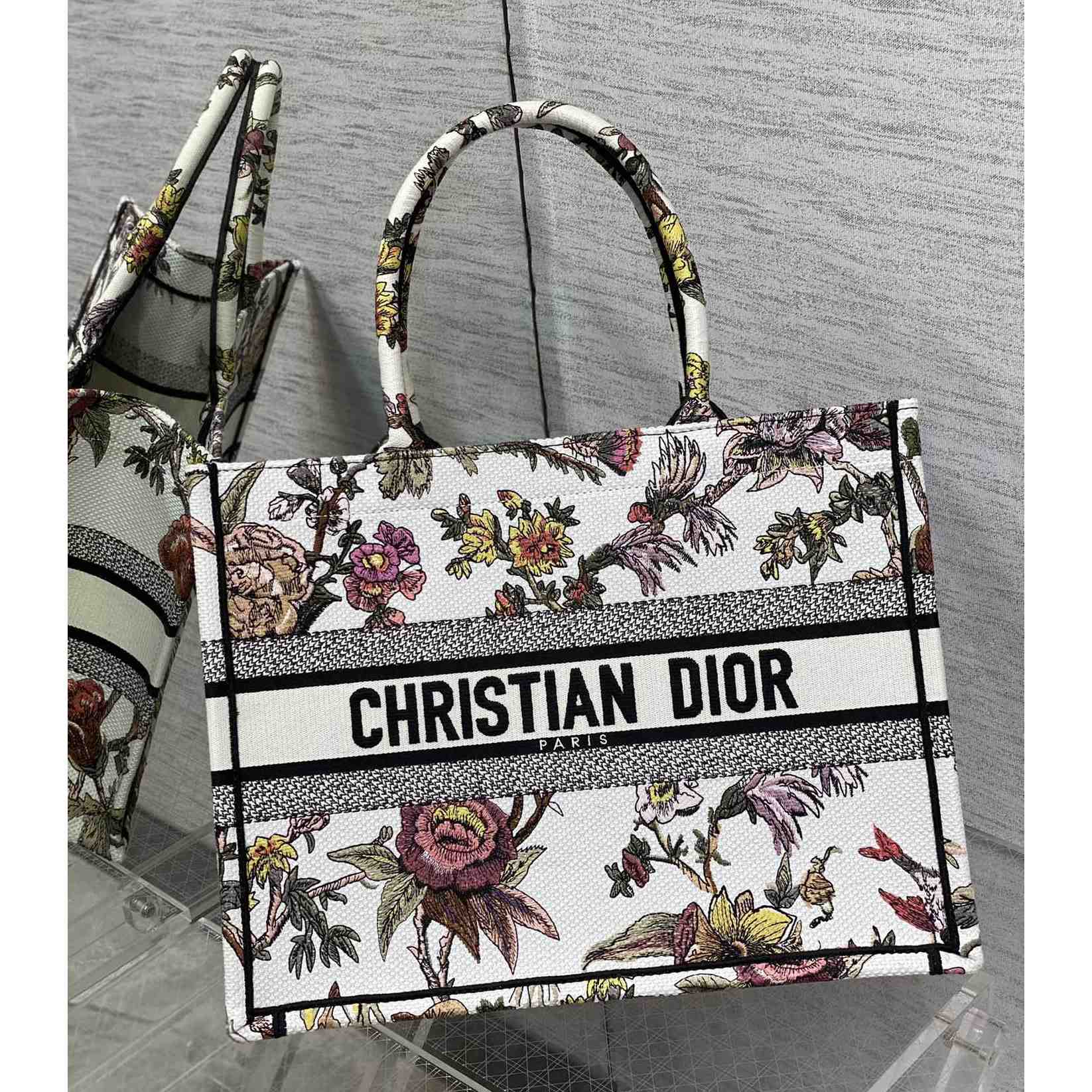 Dior Medium Dior Book Tote - PerfectKickZ