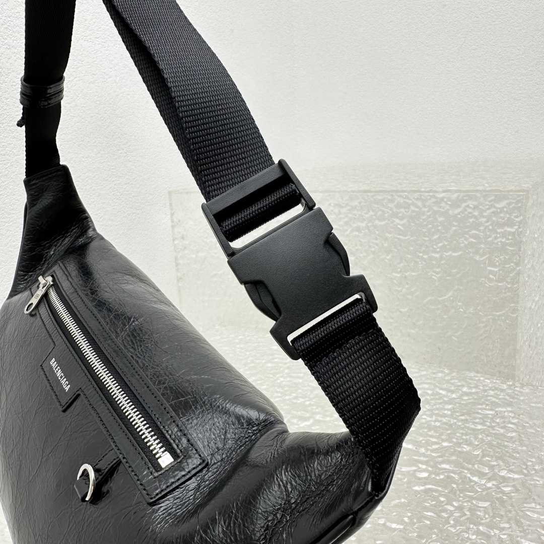 Balenciaga Superbusy Beltpack In Black - PerfectKickZ