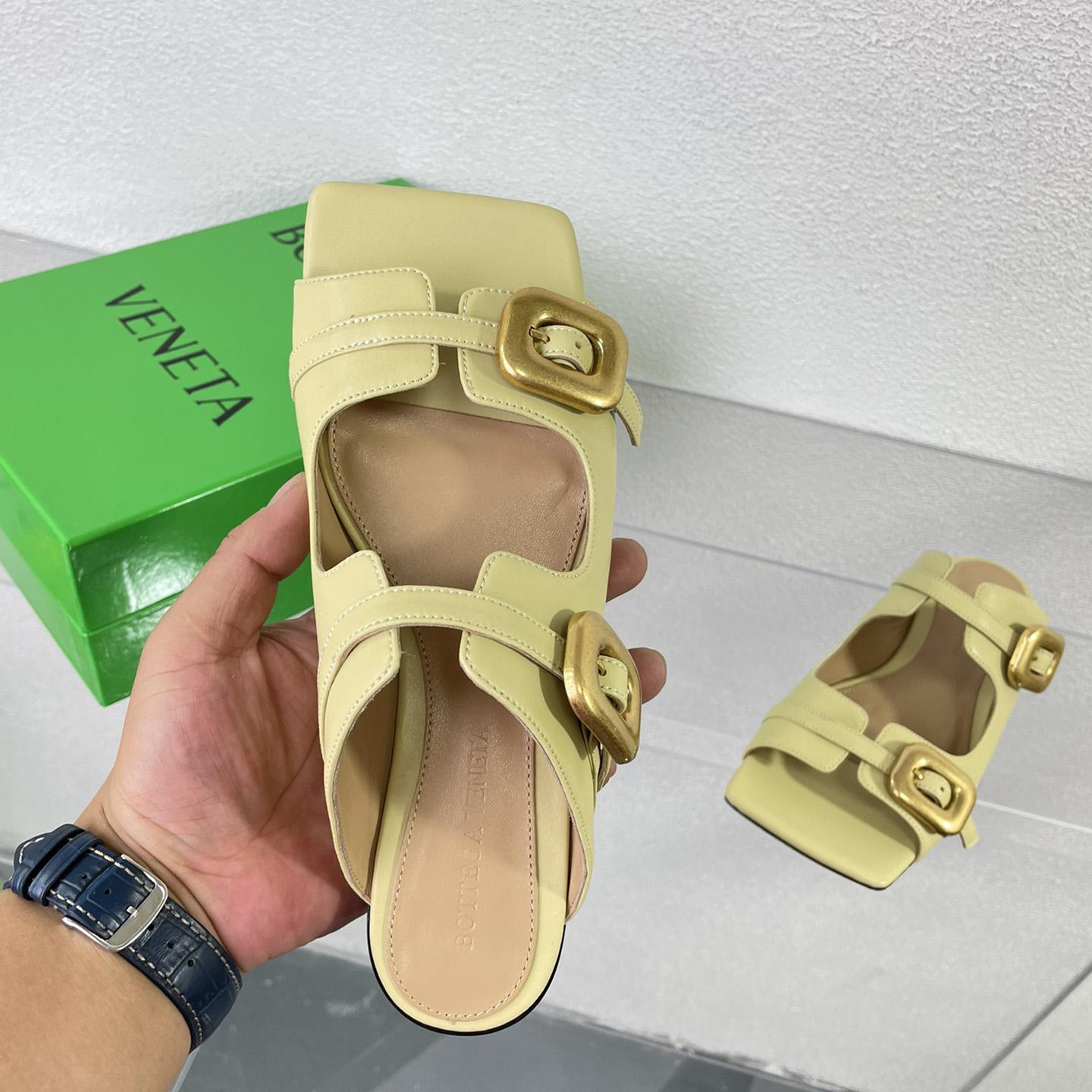 Bottega Veneta Stretch Buckle Mule Sandal Flat - PerfectKickZ