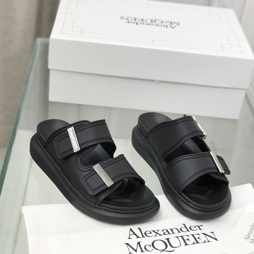 Alexander Mqueen Women's Hybrid Slide In Black/Silver - PerfectKickZ