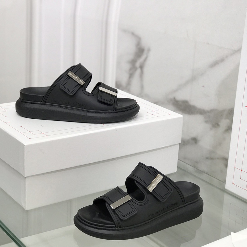 Alexander Mqueen Women's Hybrid Slide In Black/Silver - PerfectKickZ
