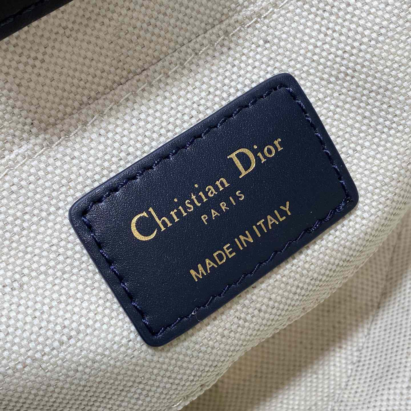 Dior Small Dior Key Bag - PerfectKickZ