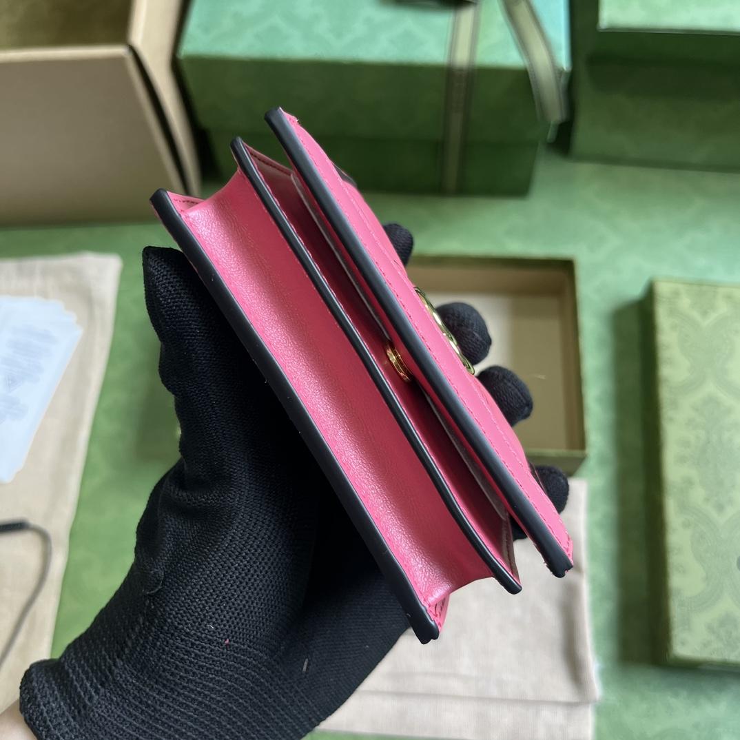 Gucci GG Matelasse Card Case Wallet - 