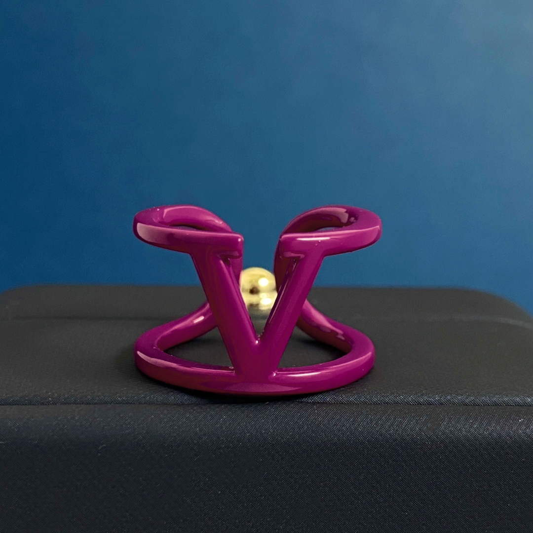 Valenti VLogo Signature Metal Ring - PerfectKickZ