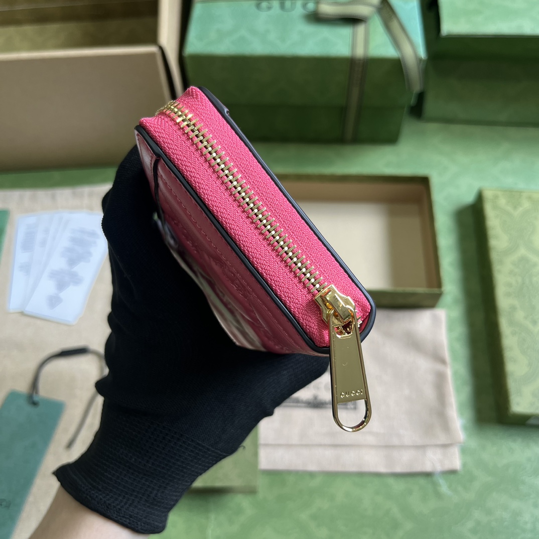 Gucci GG Matelasse Zip-around Wallet - PerfectKickZ