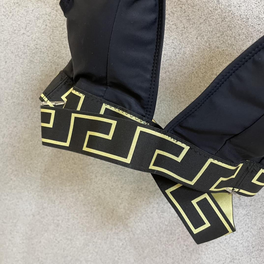Versace Bikini  - PerfectKickZ
