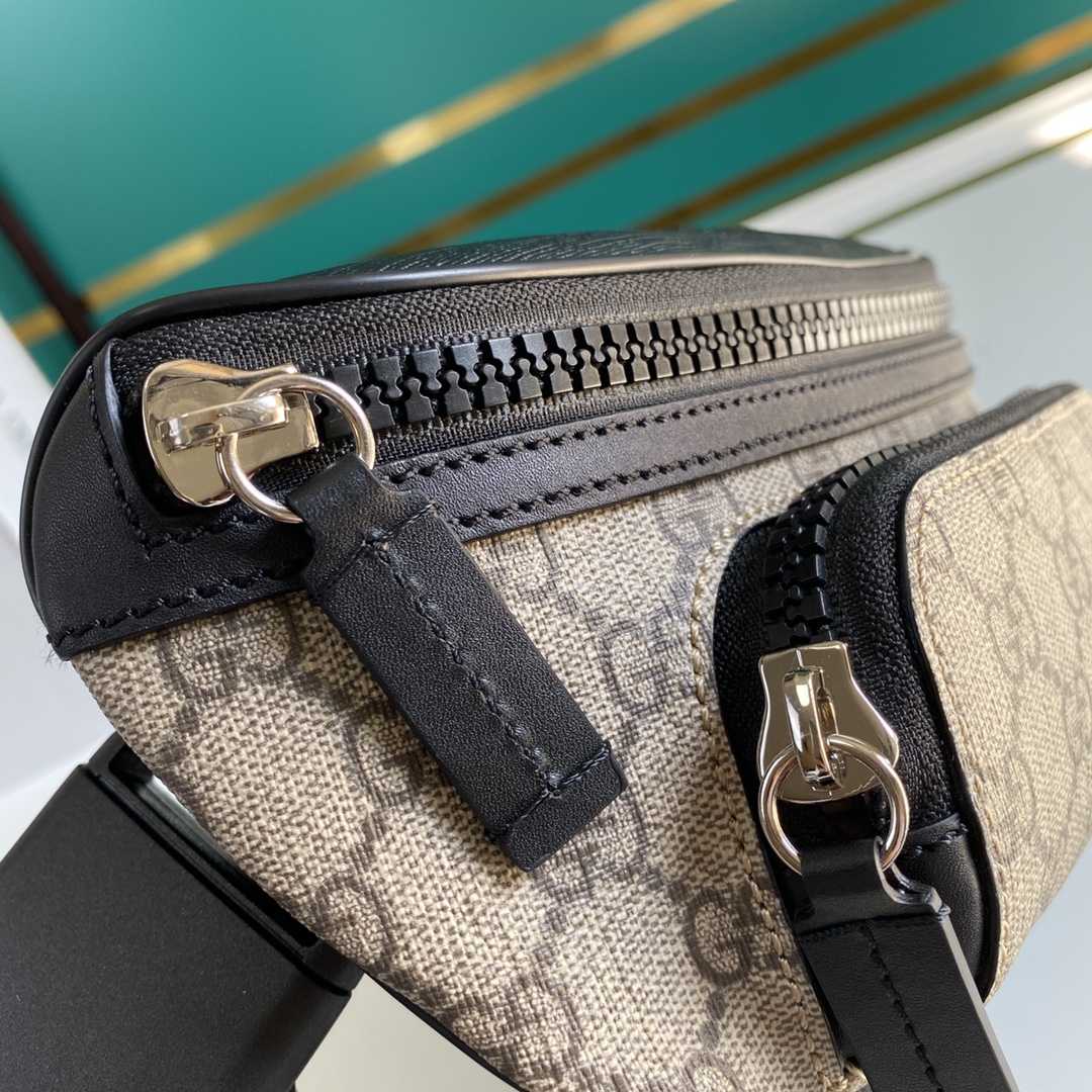 Gucci GG Supreme Monogram Belt Bag (23-11.5-7.5cm) - 