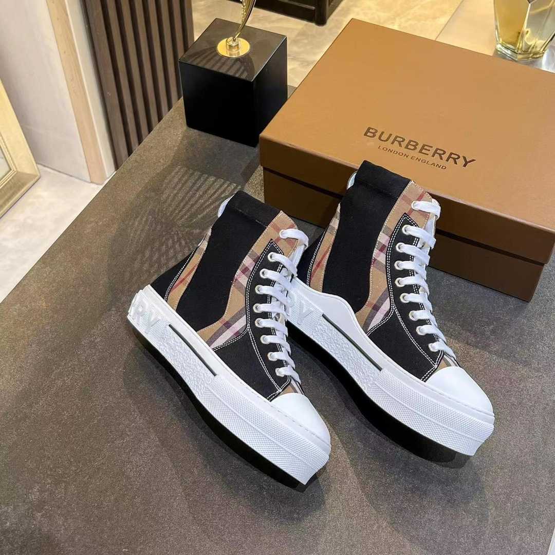Burberry Vintage Check Lace-up Sneakers - PerfectKickZ