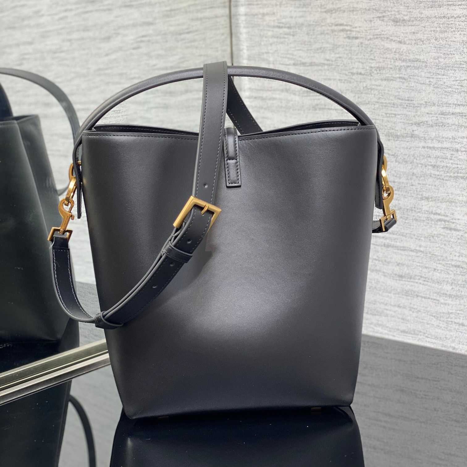 Saint Laurent Le 37 In Shiny Leather - PerfectKickZ