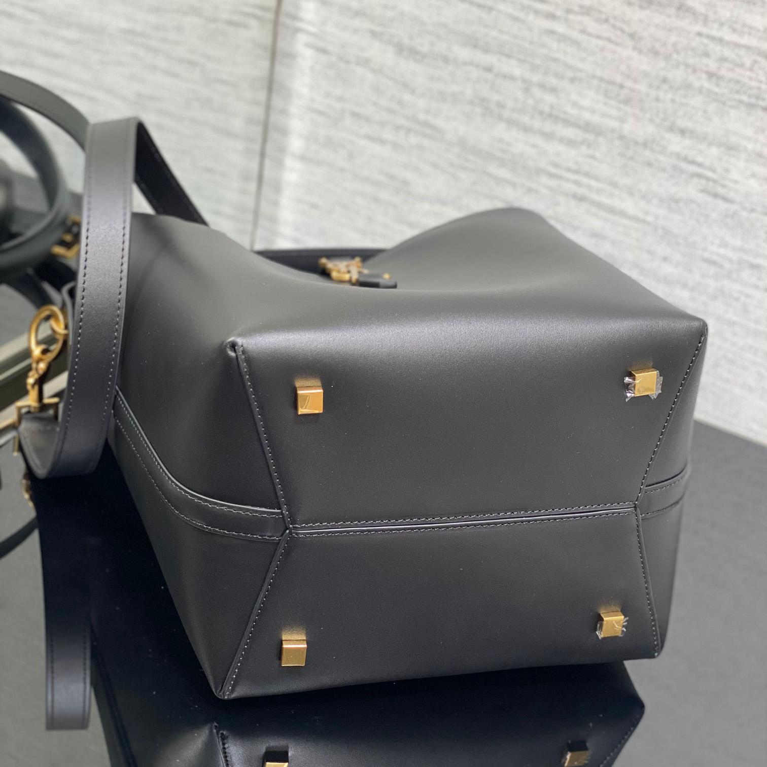 Saint Laurent Le 37 In Shiny Leather - PerfectKickZ