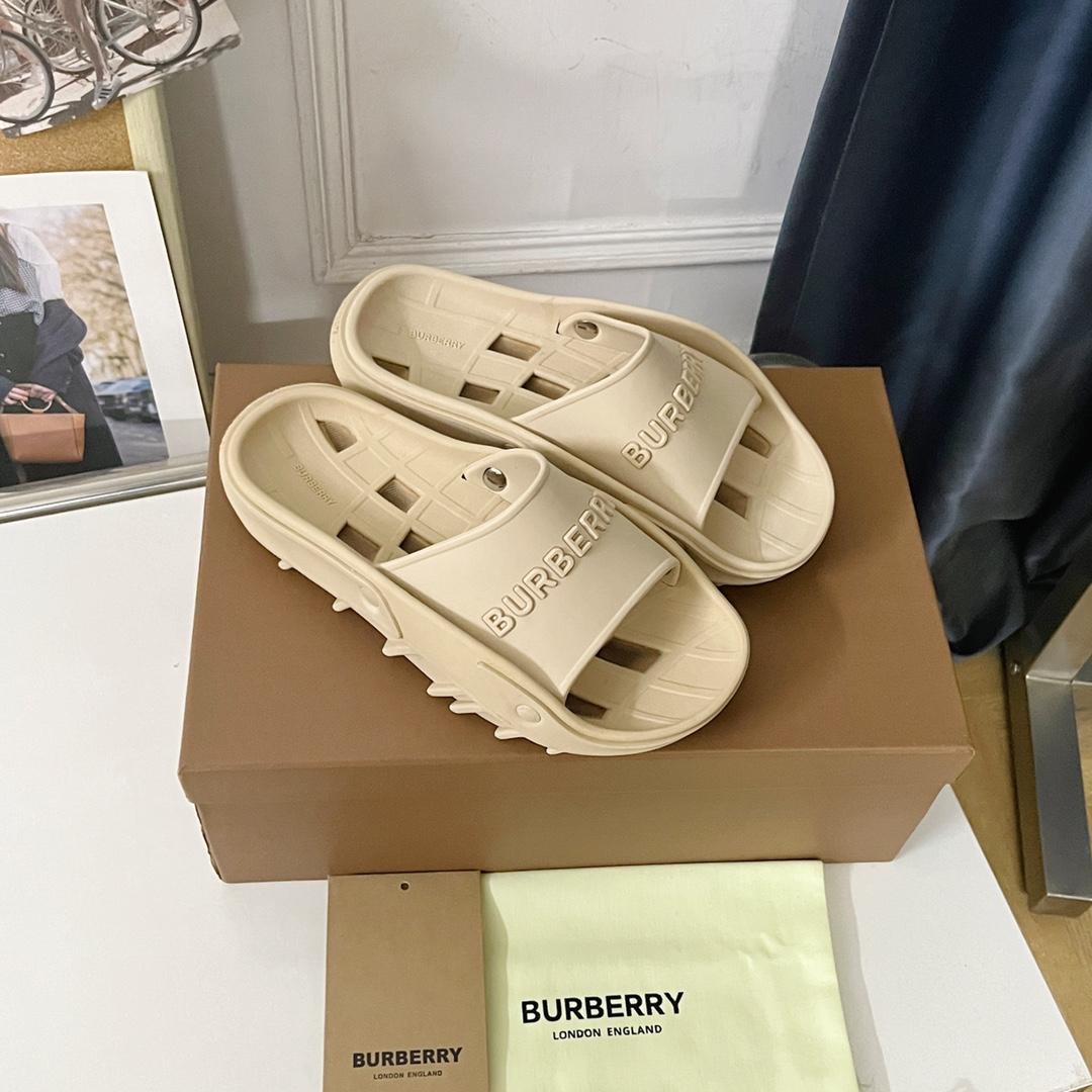Burberry Bucklow logo slides - PerfectKickZ