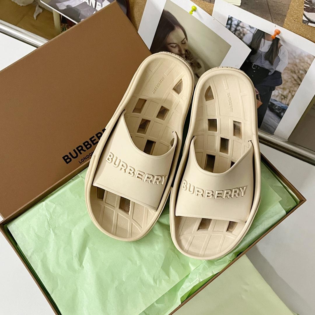 Burberry Bucklow logo slides - PerfectKickZ