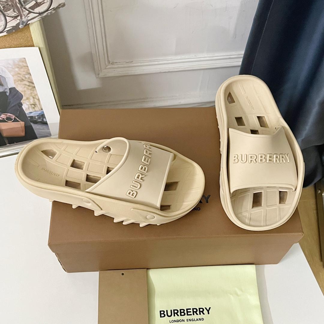 Burberry Bucklow logo slides - PerfectKickZ