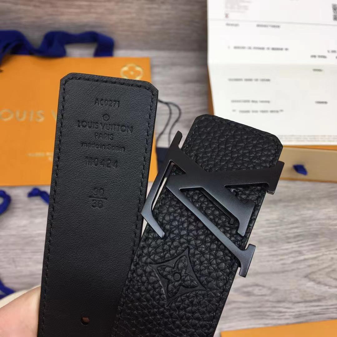 Louis Vuitton LV Initiales 40MM Reversible Belt   M0424Q - PerfectKickZ