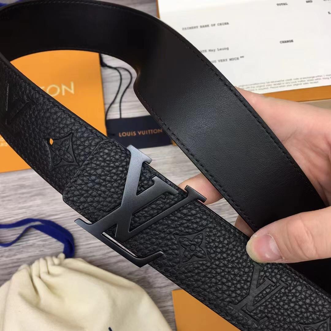 Louis Vuitton LV Initiales 40MM Reversible Belt   M0424Q - PerfectKickZ