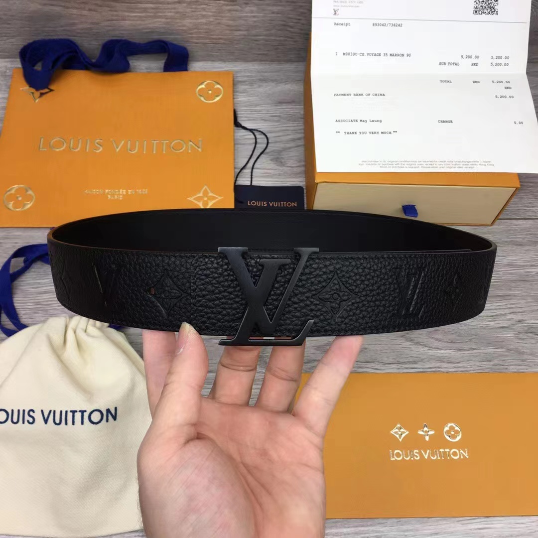 Louis Vuitton LV Initiales 40MM Reversible Belt   M0424Q - PerfectKickZ