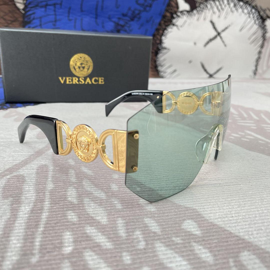 Versace Medusa Biggie Mask Sunglasses   VE2258 - PerfectKickZ